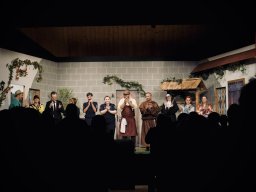 Im Kloster ist der Teufel los